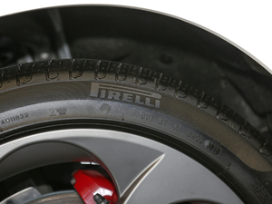 2019280HP A Black Package ݆̥Ʒ