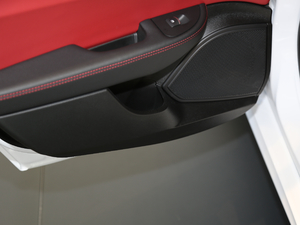 2019280HP A Black Package g