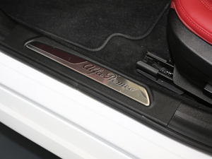 2019280HP A Black Package g