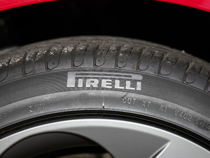 2019280HP A Black Package ݆̥Ʒ