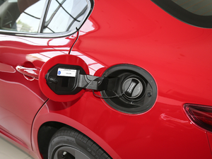 2019280HP A Black Package w