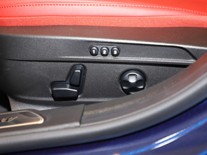 2019款280HP 豪华版 主驾驶座椅调节