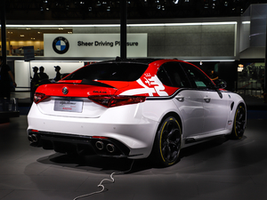 2019款510HP F1限量版 整体外观