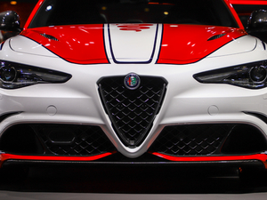 2019款510HP F1限量版 中网