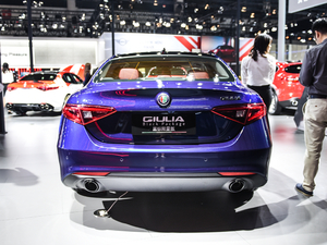 2019款280HP 豪华版 整体外观