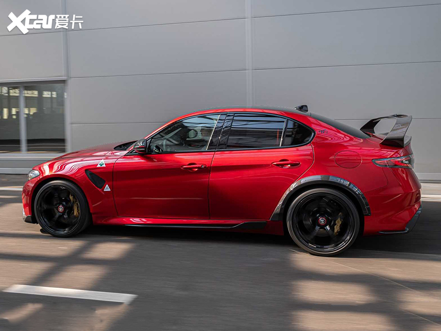 2020��Giulia�����~ GTAm