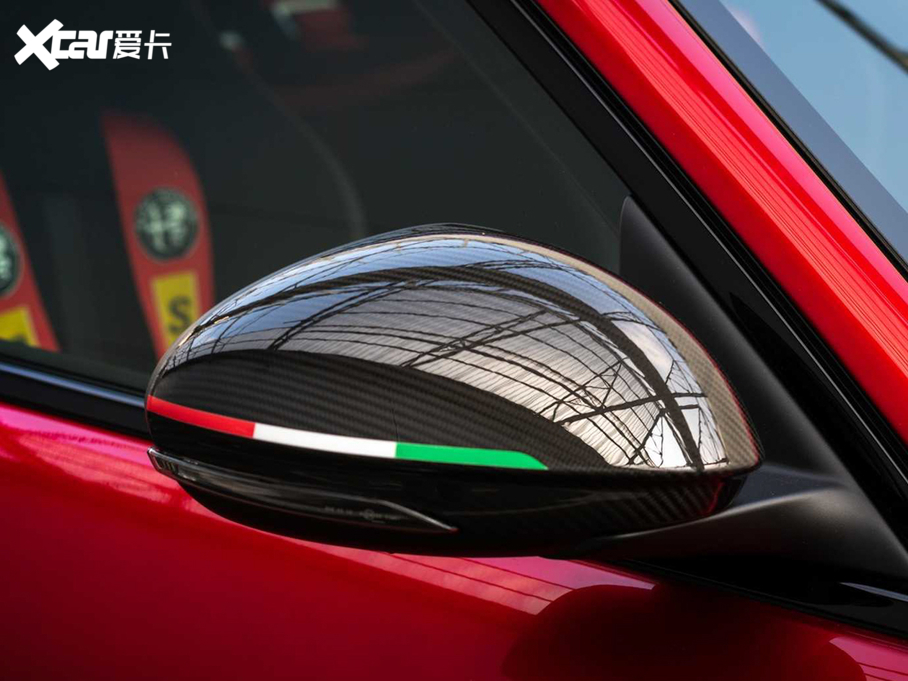 2020��Giulia�����~ GTAm