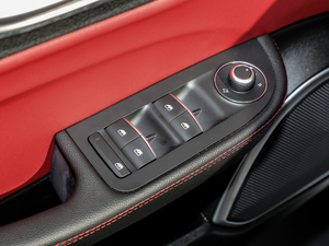 2020280HP ҹӰ {܇ƅ^(q)	