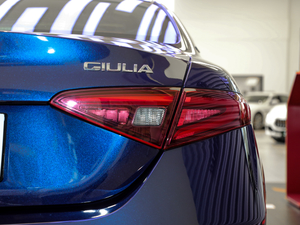 2020款280HP 黯夜魅影限量版 尾灯