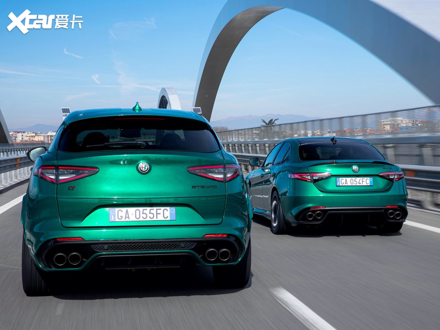 2020Stelvio˹̹S Quadrifoglio