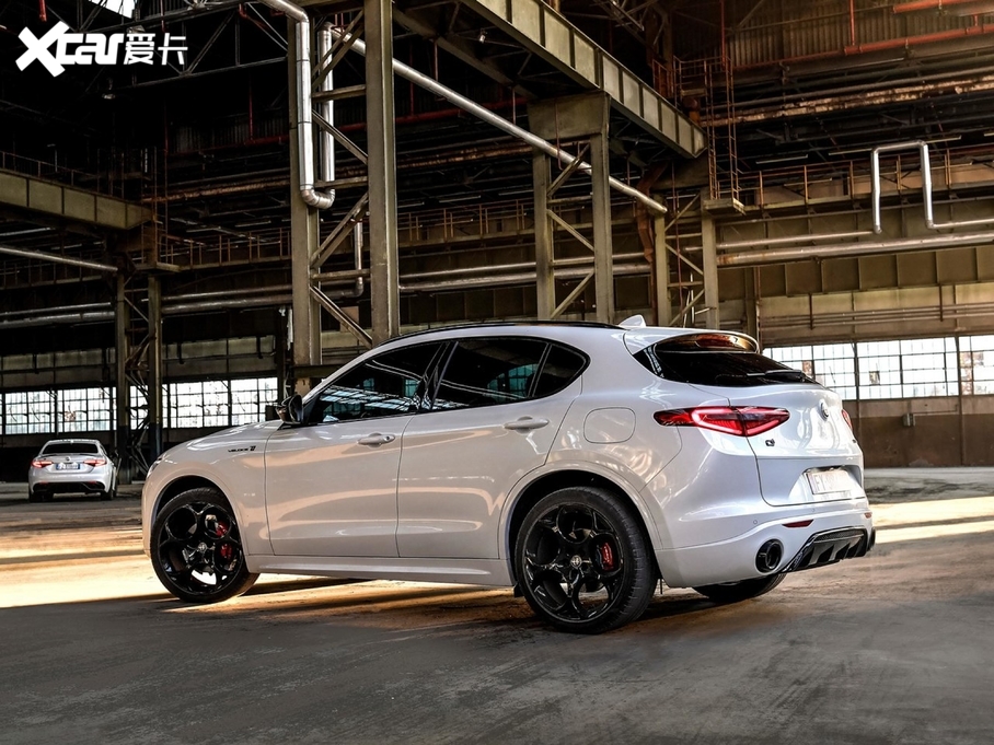 2021Stelvio˹̹S Veloce Ti