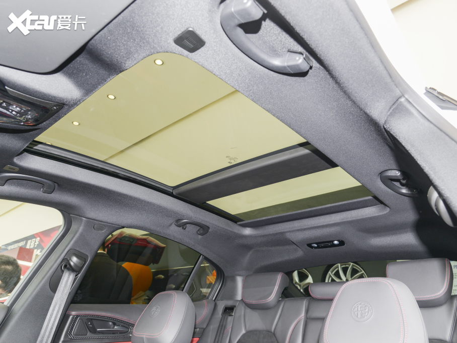 2021Stelvio˹̹S 2.0T 280HP Veloce Ti ٰ