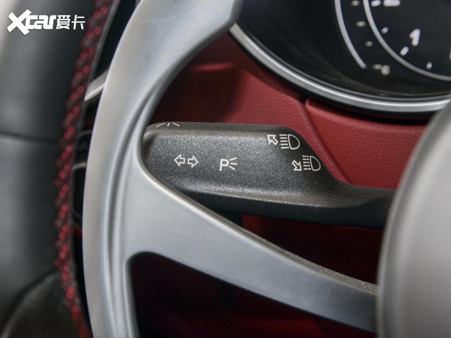 2021Stelvio˹̹S 2.0T 280HP Veloce Ti ٰ