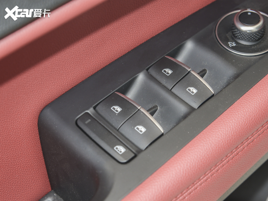 2021Stelvio˹̹S 2.0T 280HP Veloce Ti ٰ