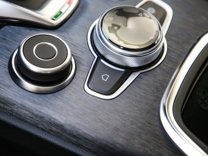 20212.0T 280HP A п؅^