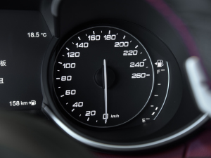 20212.0T 280HP A\Ӱ п؅^