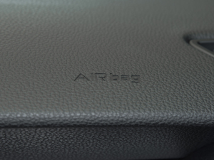 20212.0T 280HP A\Ӱ п؅^