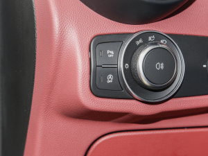 20212.0T 280HP Veloce Ti (jng)ٰ п؅^(q)