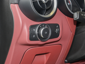 20212.0T 280HP Veloce Ti ٰ п؅^(q)