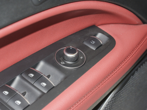 20212.0T 280HP Veloce Ti ٰ п؅^(q)