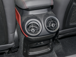 20212.0T 280HP Veloce Ti ٰ п؅^(q)