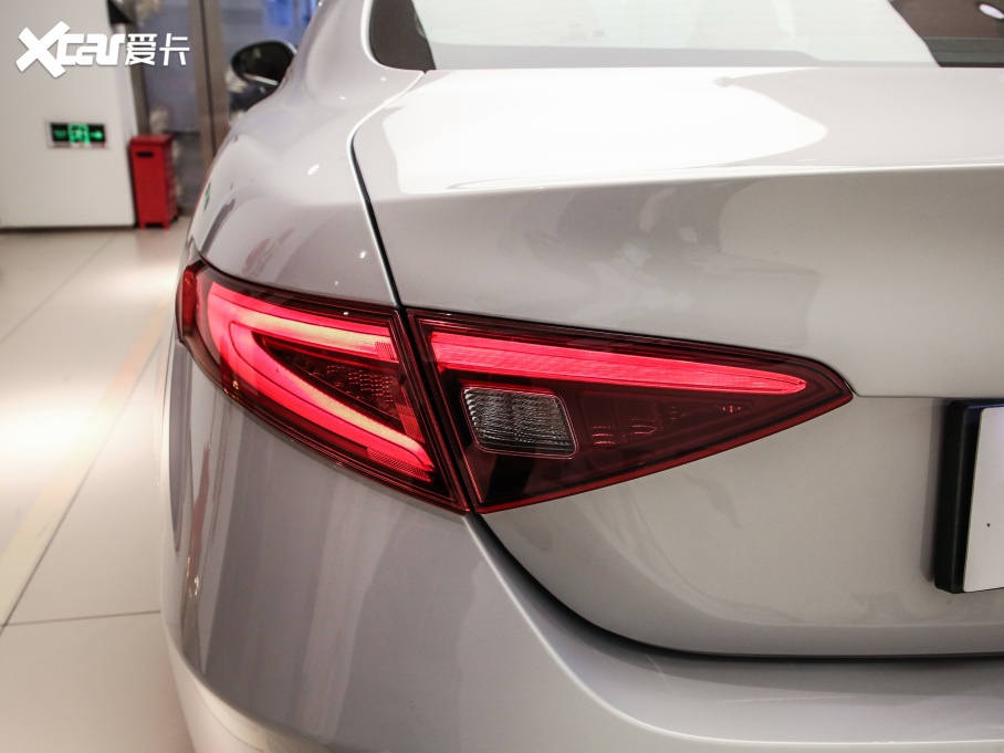 2021Giulia~ 2.0T 280HP A