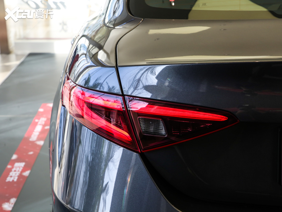 2021Giulia~ 2.0T 280HP A