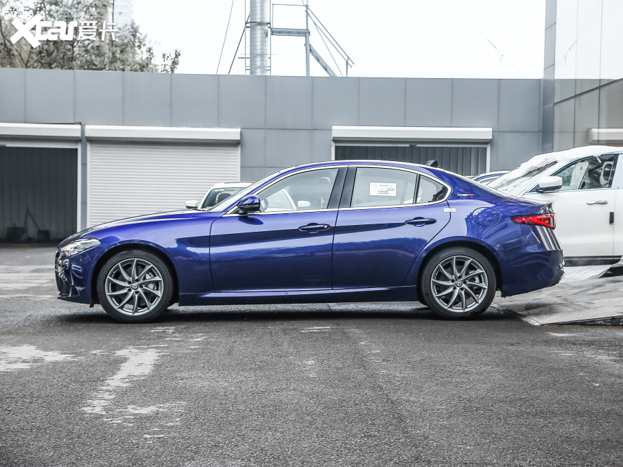 2021Giulia~ 2.0T 280HP A