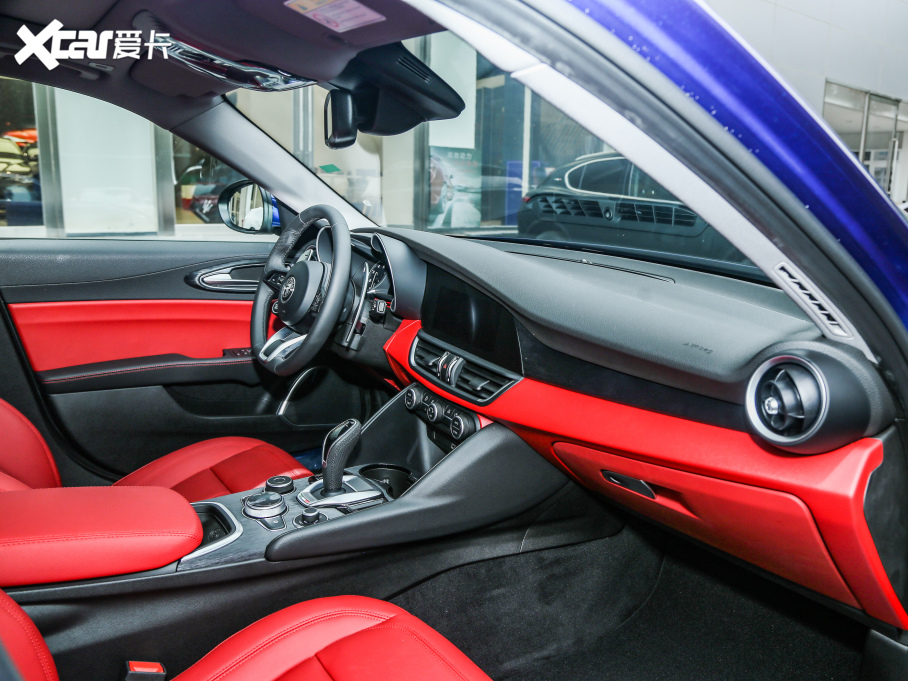 2021Giulia~ 2.0T 280HP A