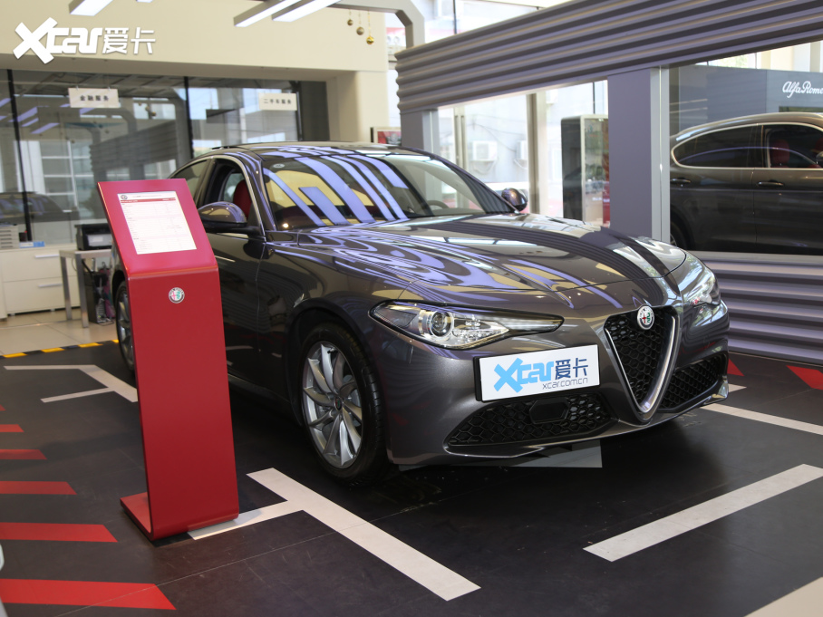 2021Giulia~ 2.0T 280HP A\Ӱ