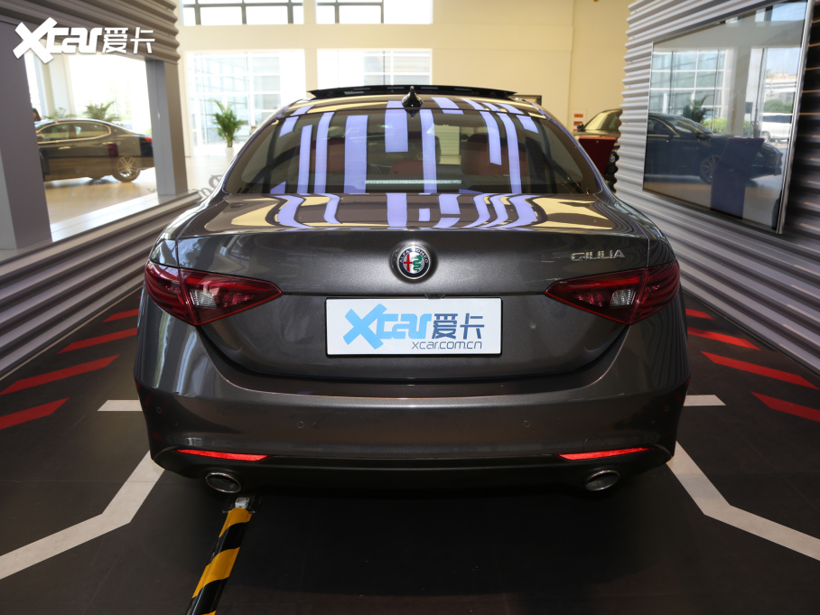 2021Giulia~ 2.0T 280HP A\Ӱ