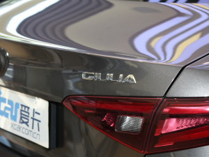 20212.0T 280HP A\Ӱ ^