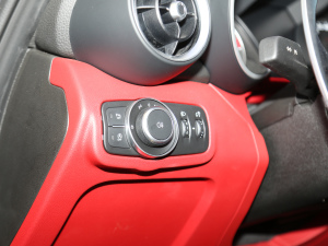 20212.0T 280HP A\Ӱ п؅^