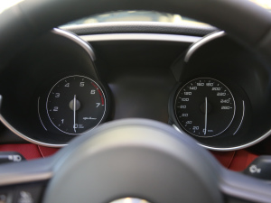 2021款2.0T 280HP 豪华运动版 仪表