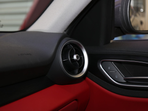 20212.0T 280HP A\Ӱ п؅^