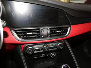 20212.0T 280HP A\Ӱ п؅^