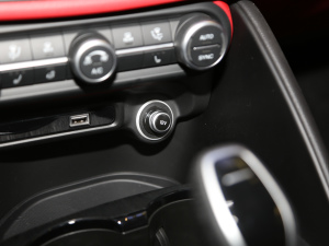 20212.0T 280HP A\Ӱ п؅^