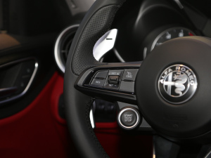 20212.0T 280HP A\Ӱ п؅^