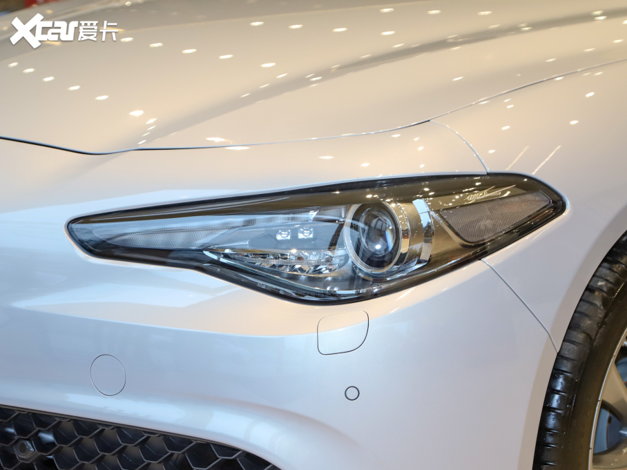 2022Giulia~ 2.0T 280HP Ti {ذ