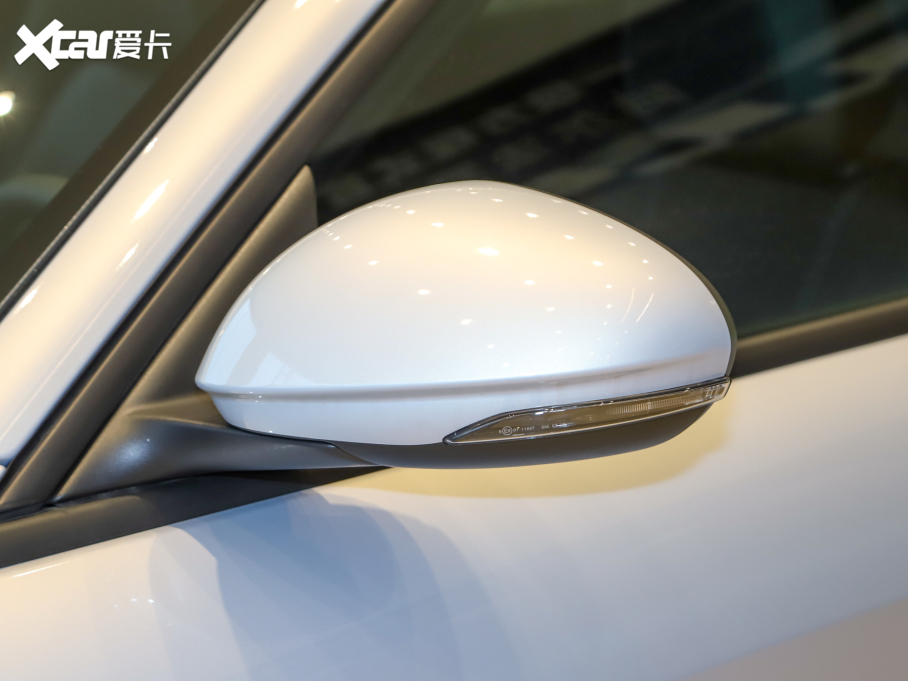 2022Giulia~ 2.0T 280HP Ti {ذ