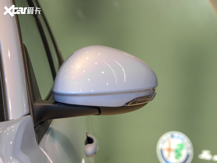 2022Giulia~ 2.0T 280HP Ti {ذ