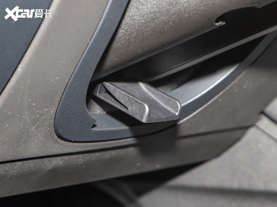 2022Giulia~ 2.0T 280HP Ti {ذ