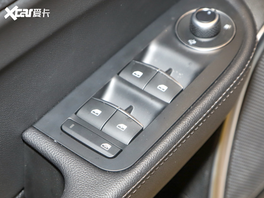 2022Giulia~ 2.0T 280HP Ti {ذ