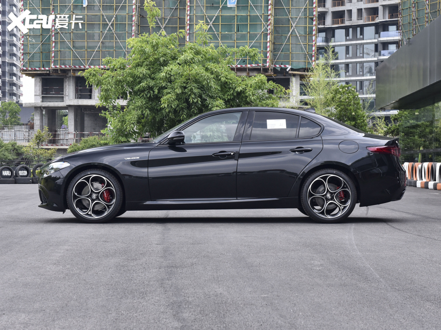 2022Giulia~ 2.0T 280HP Veloce ِ