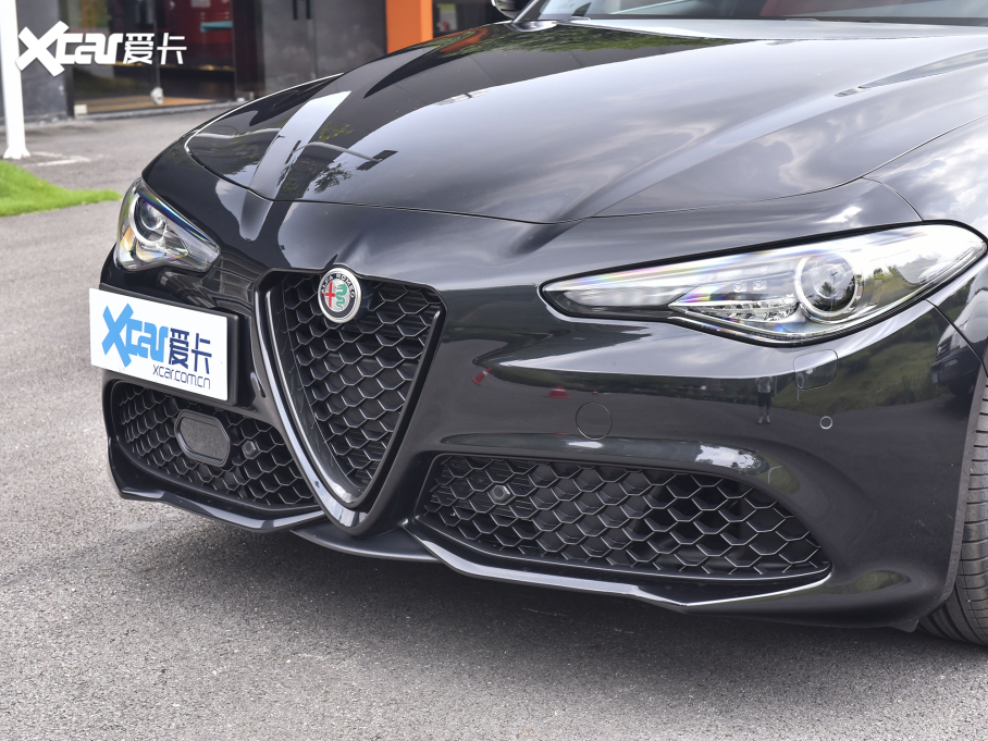 2022Giulia~ 2.0T 280HP Veloce ِ
