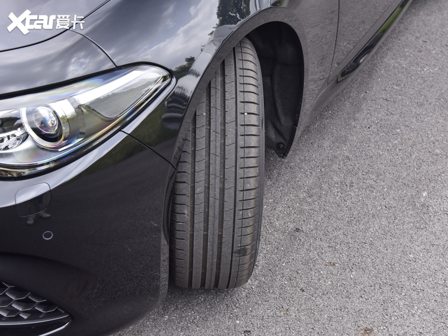 2022Giulia~ 2.0T 280HP Veloce ِ