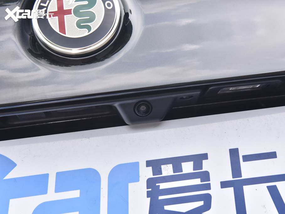 2022Giulia~ 2.0T 280HP Veloce ِ