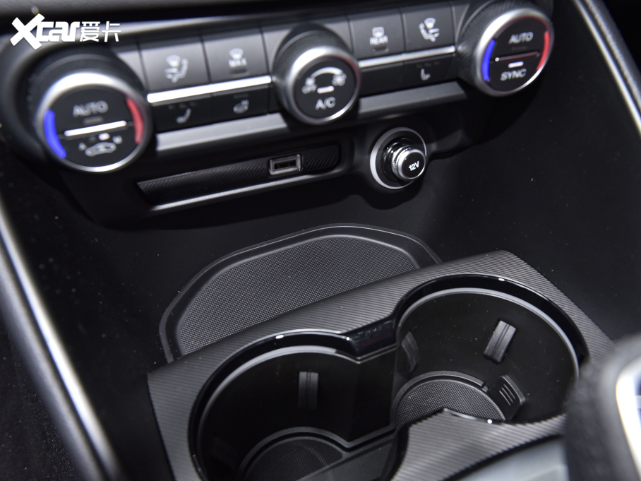 2022Giulia~ 2.0T 280HP Veloce ِ