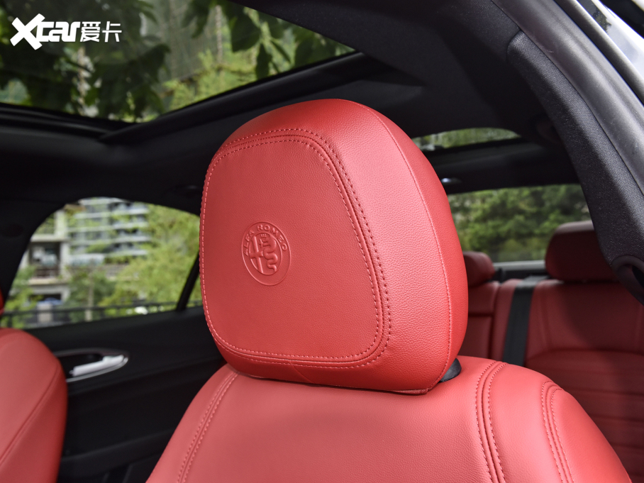 2022Giulia~ 2.0T 280HP Veloce ِ