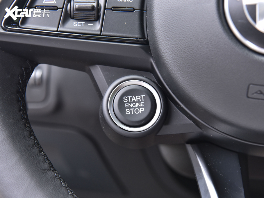 2022Giulia~ 2.0T 280HP Veloce ِ